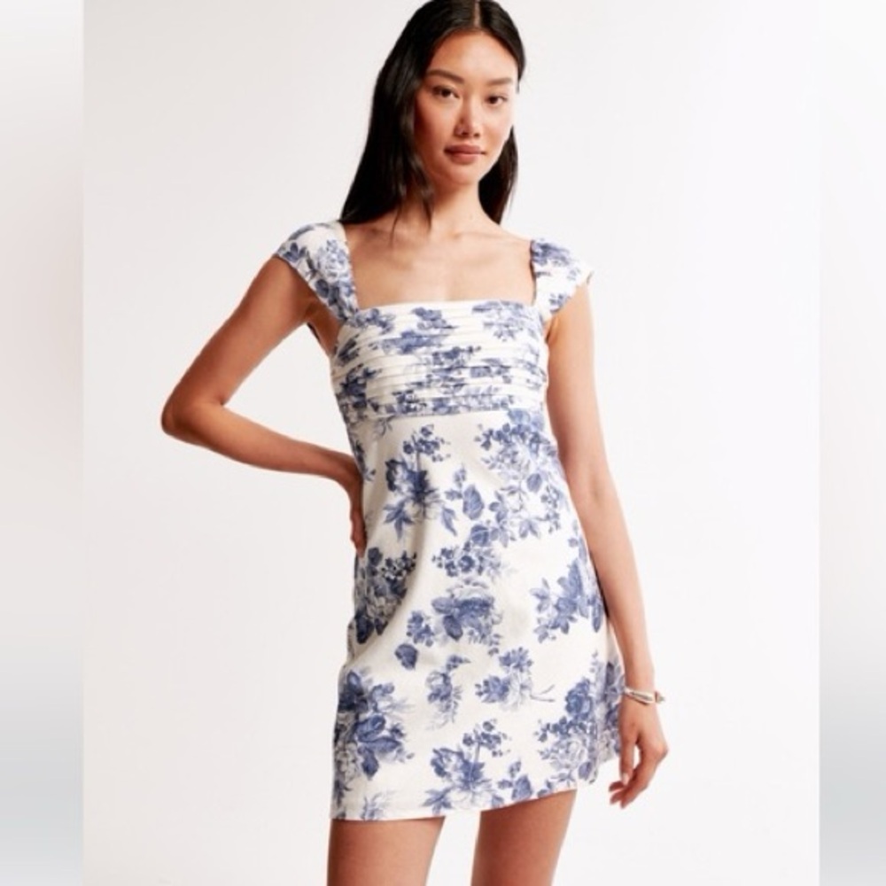 Abercrombie & Fitch Cap Sleeve Mini Dress - White and Blue Floral
